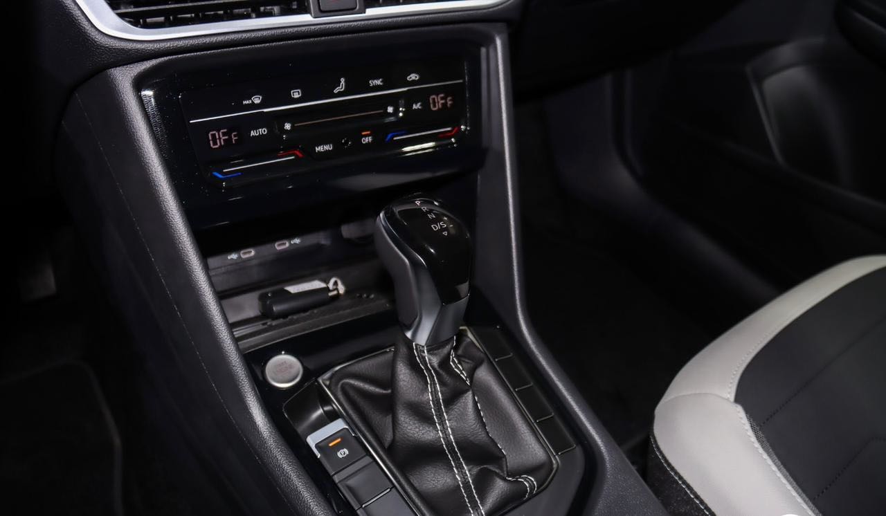 Volkswagen Taos Comfortline 0 km — foto 24