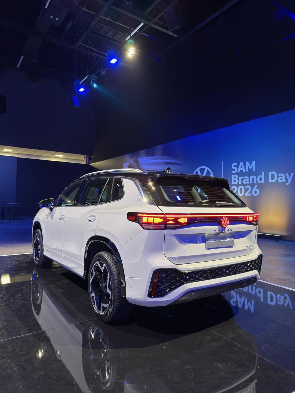 Volkswagen Tiguan R-Line 350 TSI 0 km — foto 10