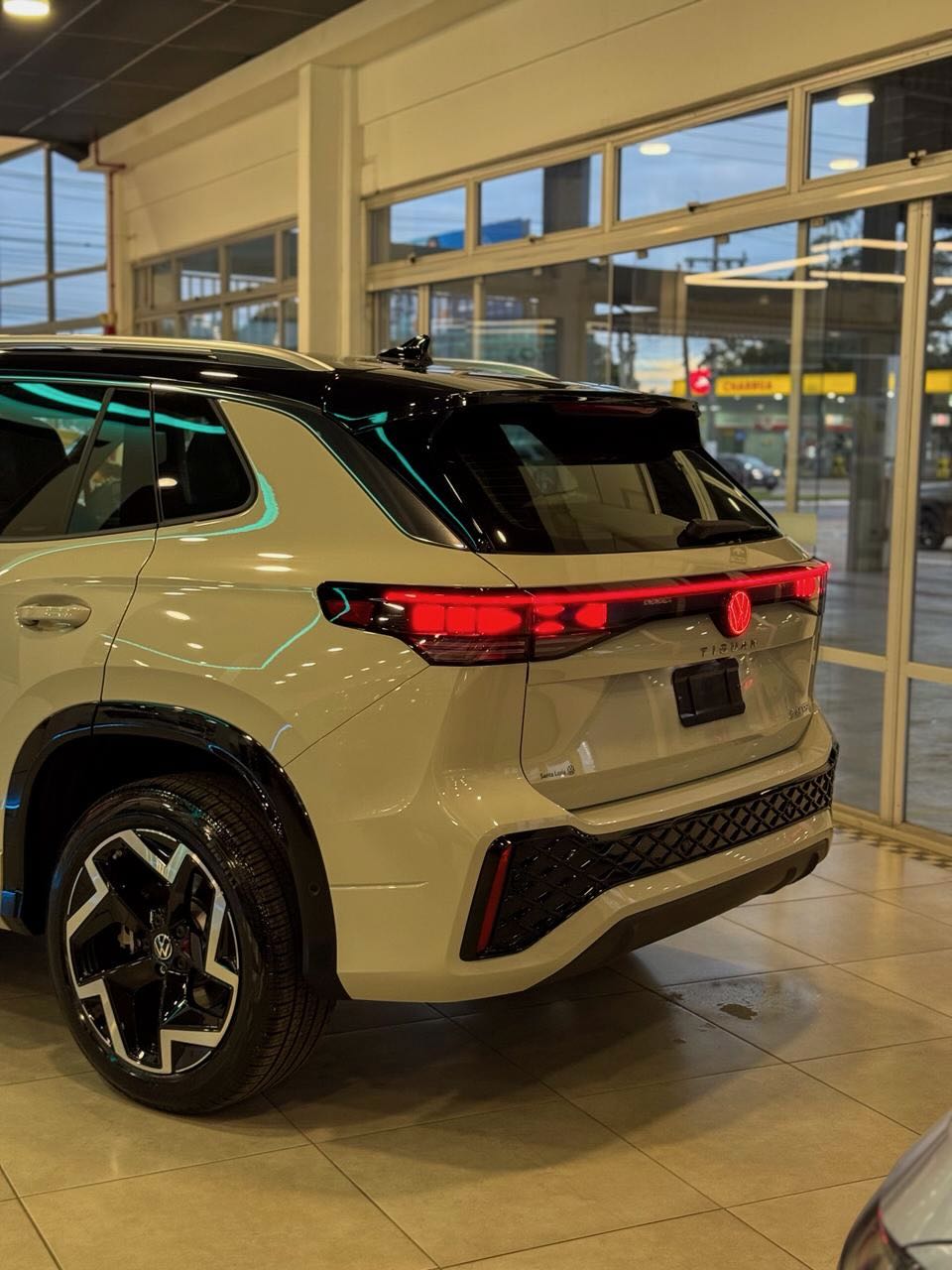 Volkswagen Tiguan R-Line 350 TSI 0 km — foto 15
