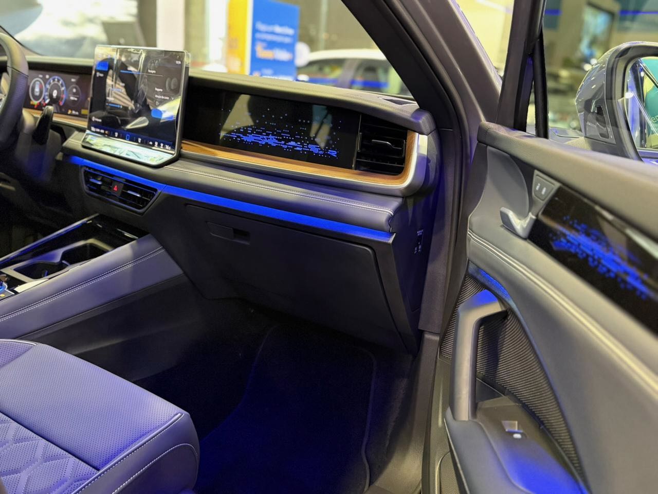 Volkswagen Tiguan R-Line 350 TSI 0 km — foto 36